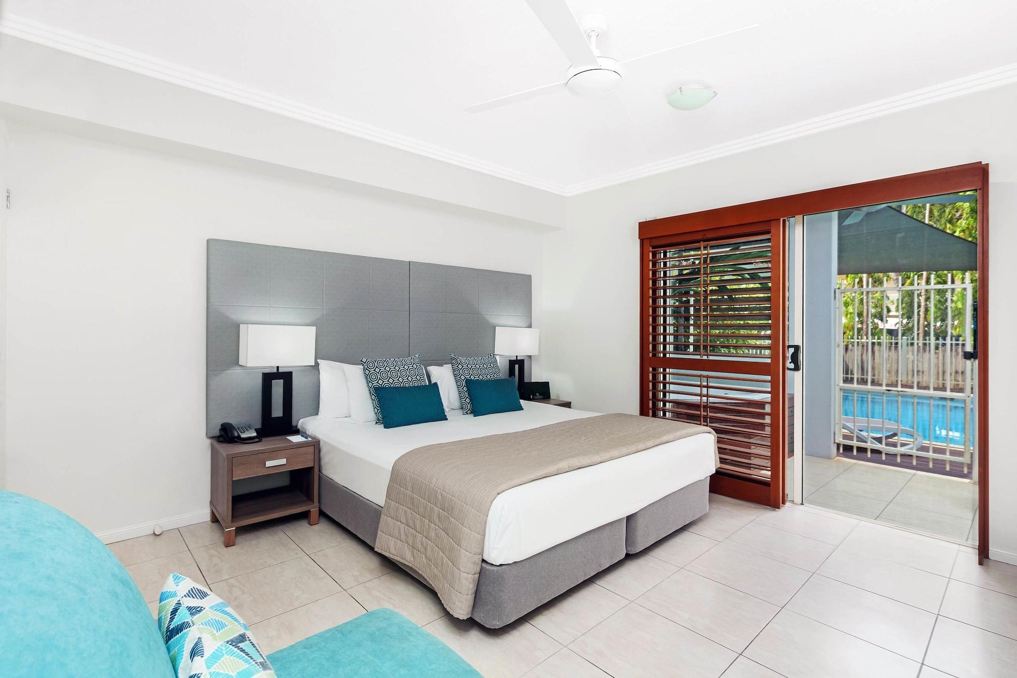 Mantra Aqueous On Port Aparthotel Port Douglas Kültér fotó