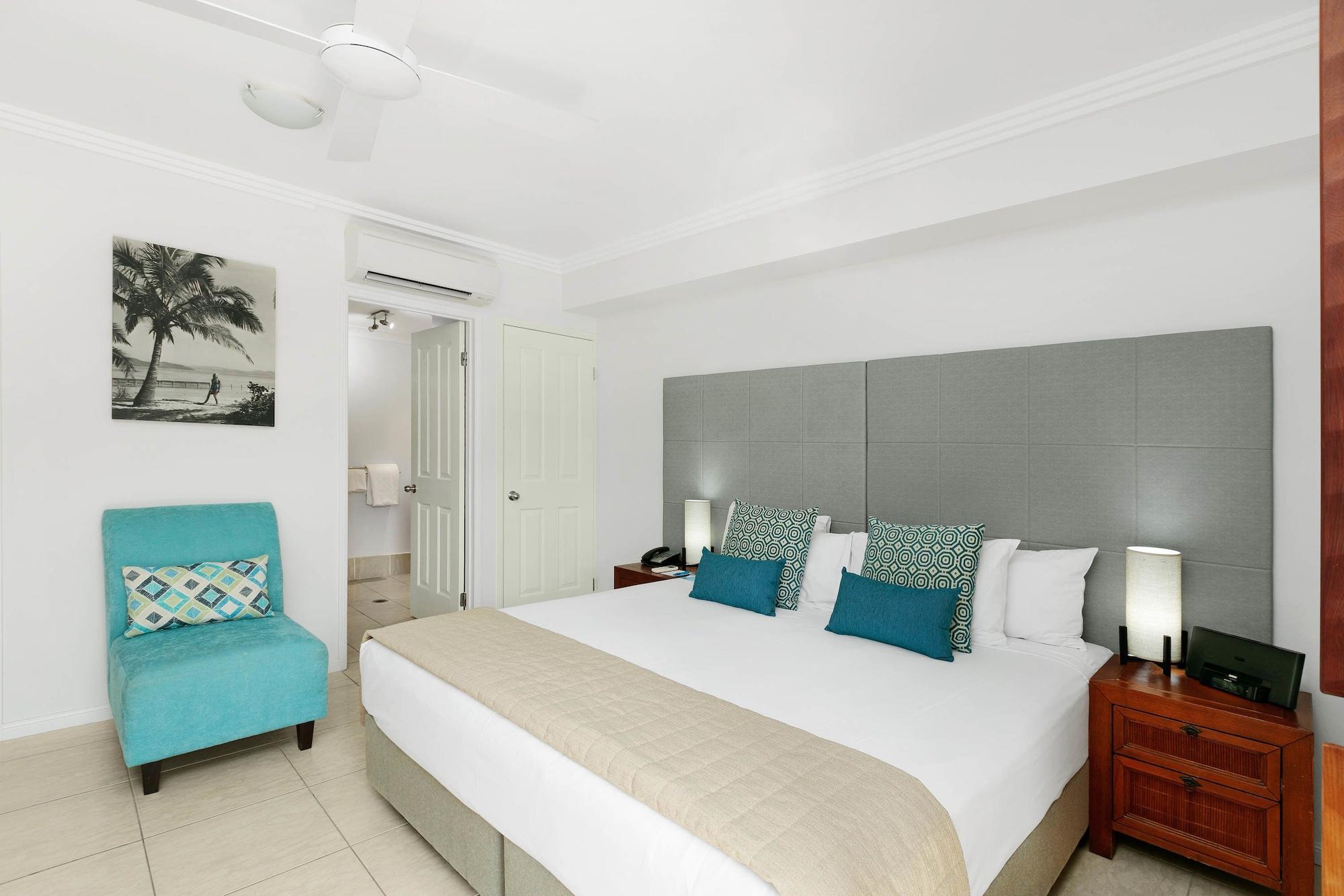 Mantra Aqueous On Port Aparthotel Port Douglas Kültér fotó
