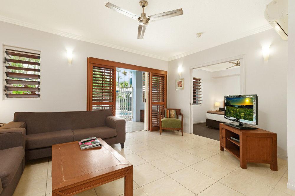 Mantra Aqueous On Port Aparthotel Port Douglas Kültér fotó