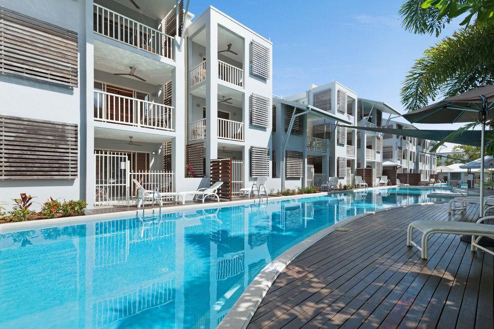 Mantra Aqueous On Port Aparthotel Port Douglas Kültér fotó