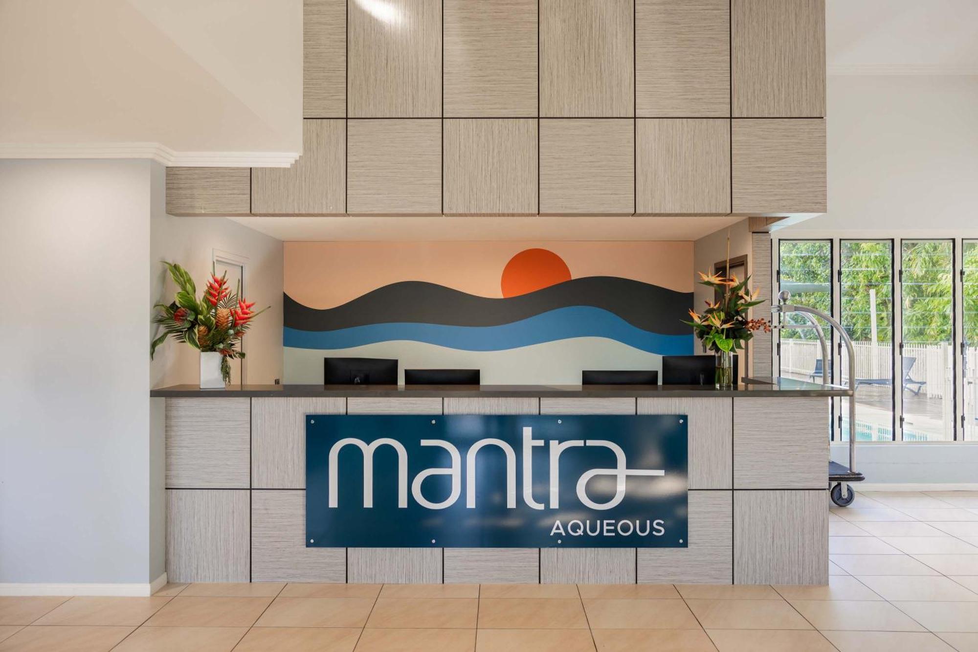 Mantra Aqueous On Port Aparthotel Port Douglas Kültér fotó