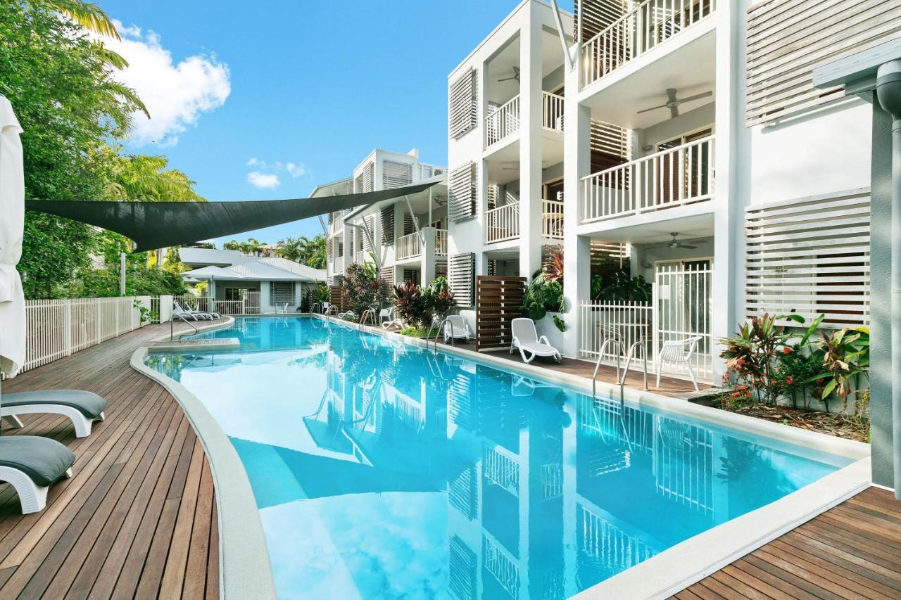 Mantra Aqueous On Port Aparthotel Port Douglas Kültér fotó