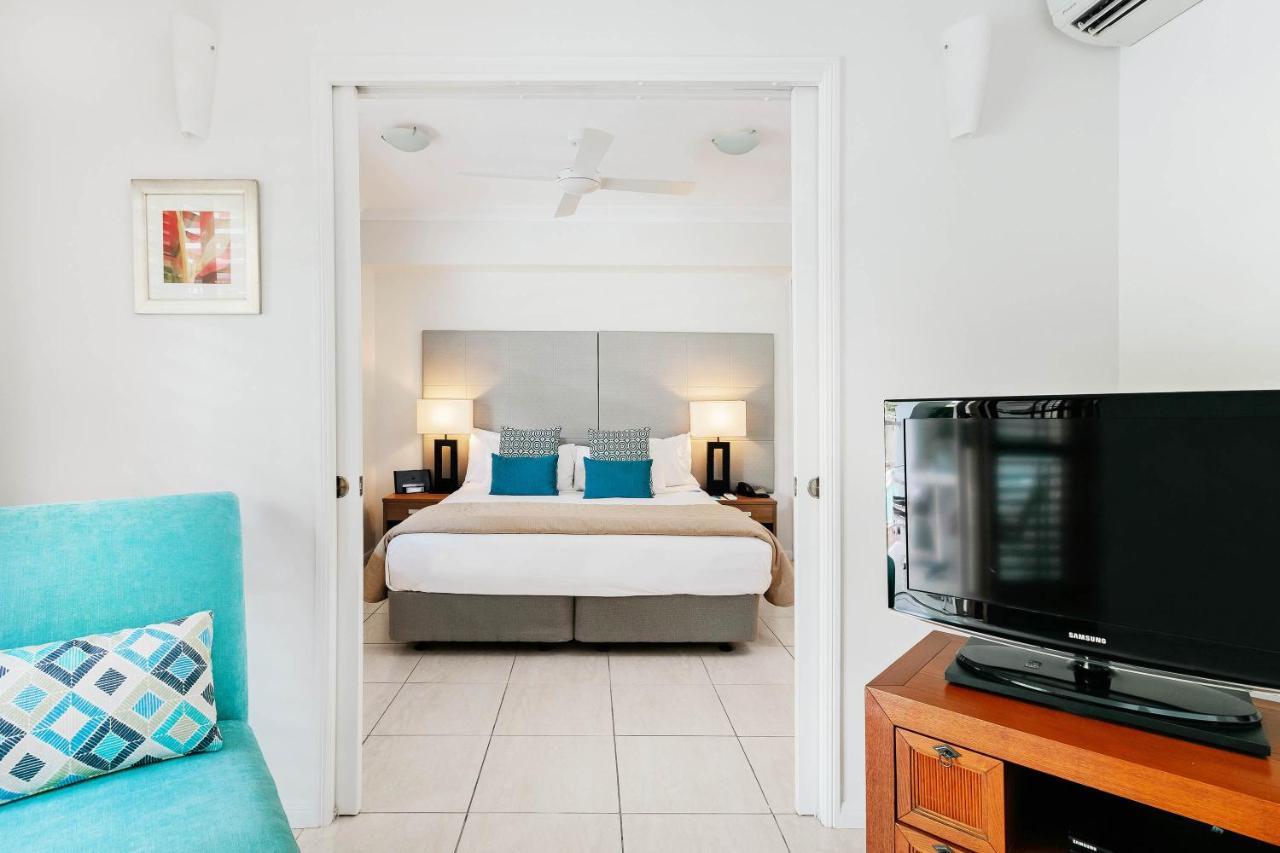 Mantra Aqueous On Port Aparthotel Port Douglas Kültér fotó